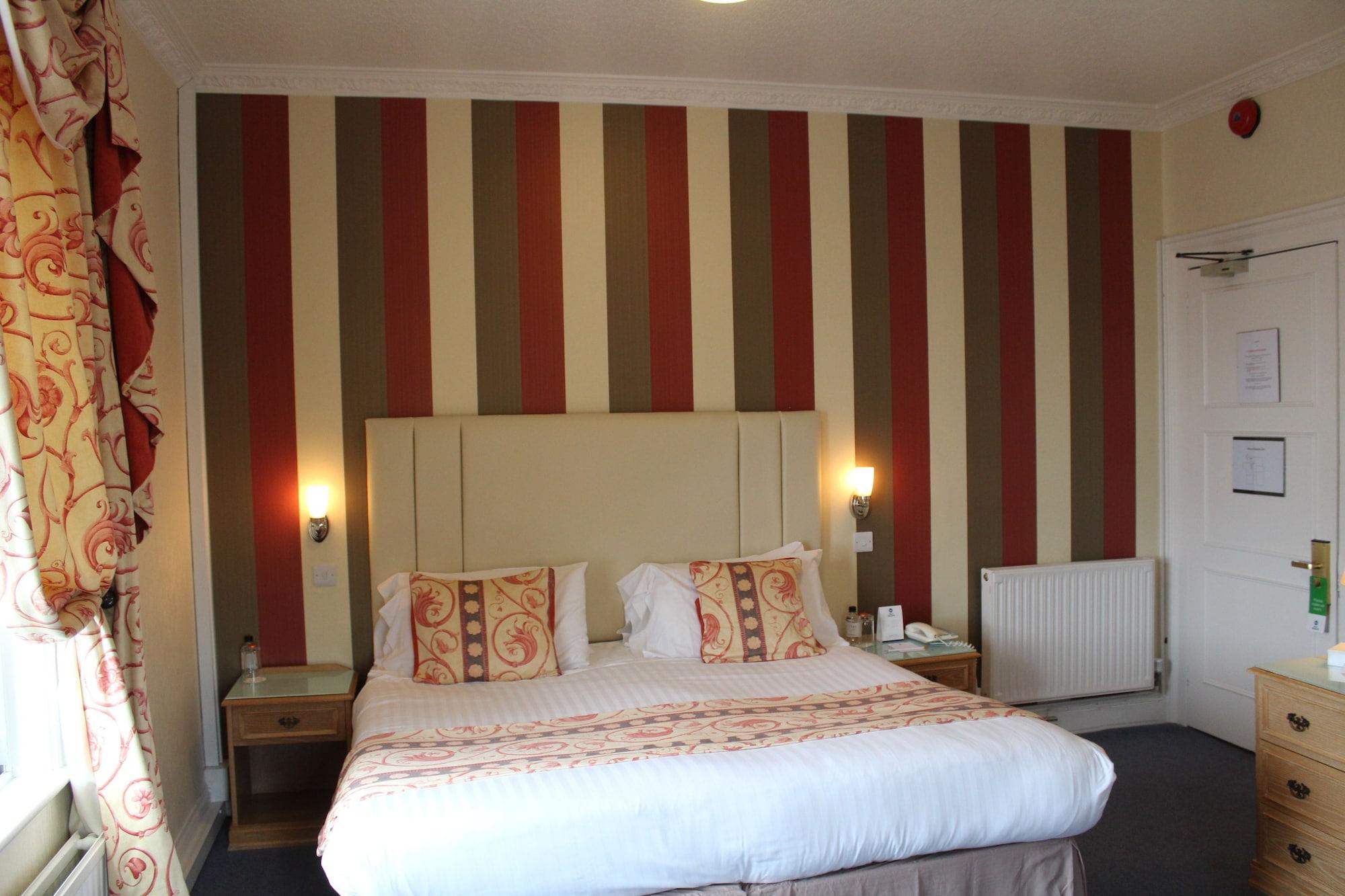 Best Western New Holmwood Hotel Cowes  Bagian luar foto