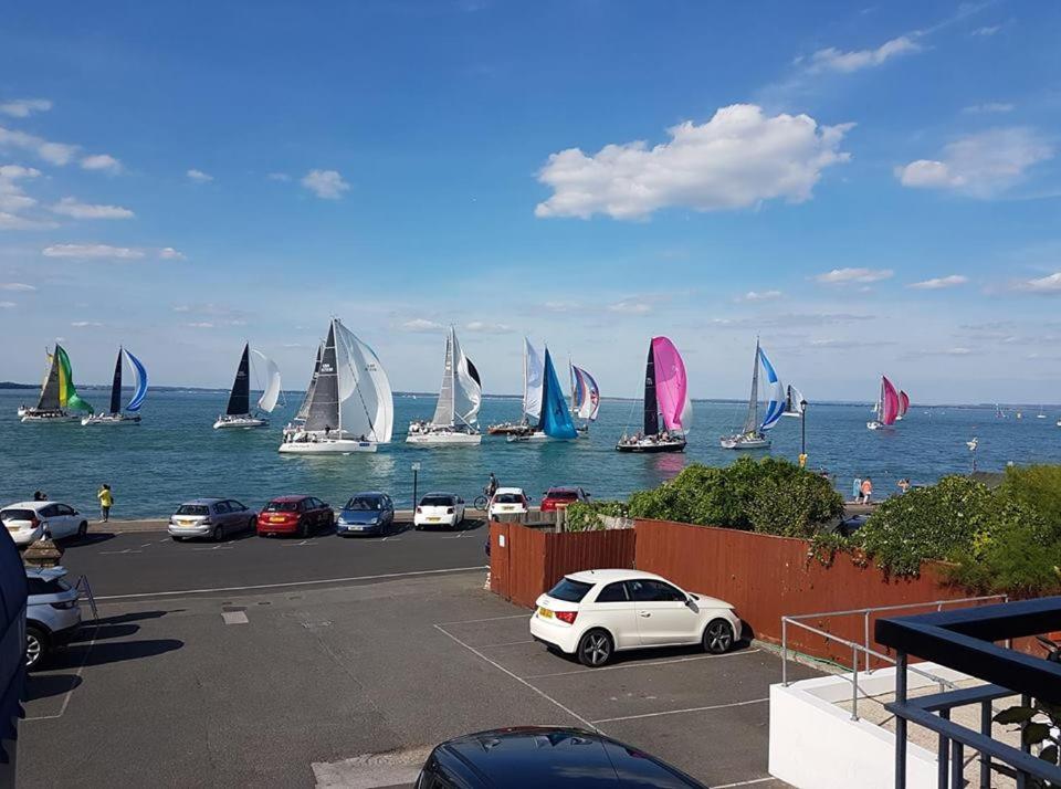 Best Western New Holmwood Hotel Cowes  Bagian luar foto