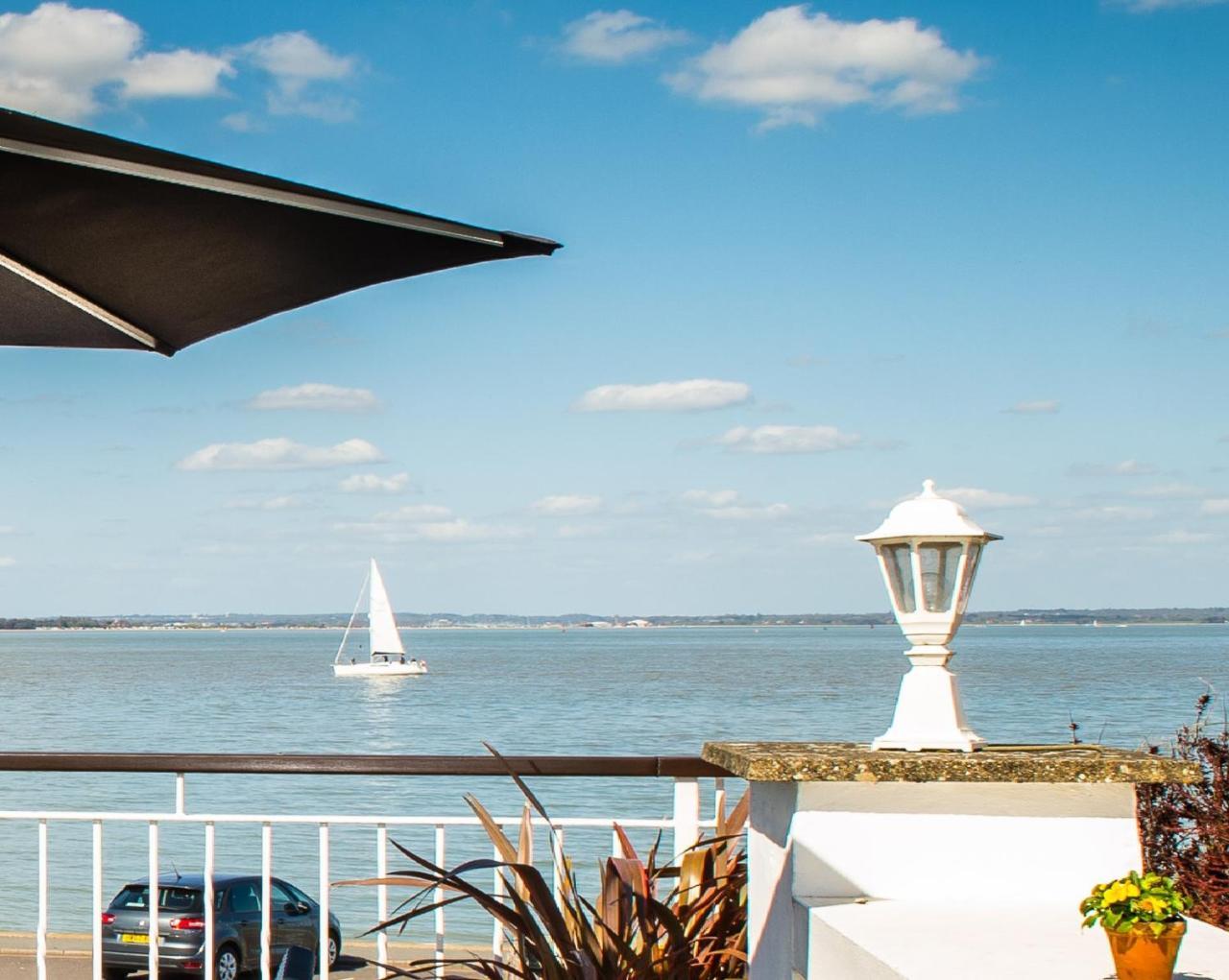 Best Western New Holmwood Hotel Cowes  Bagian luar foto